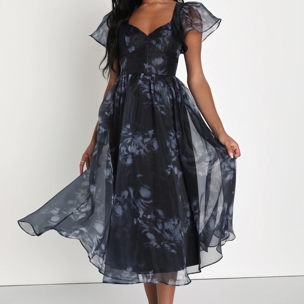Lulu's Midnight Blue Floral Midi Dress